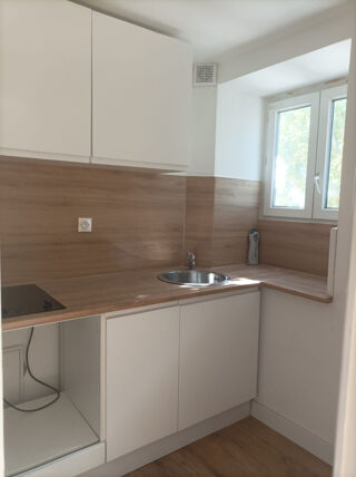  Appartement à louer 2 pièces 38 m²