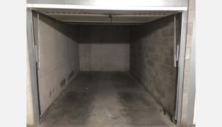  Parking / Garage à louer 17 m²
