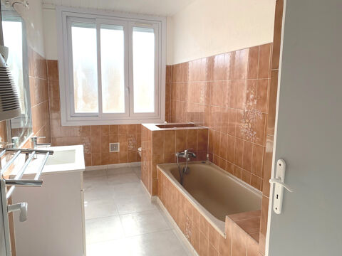  Appartement � louer 4 pi�ces 104 m�