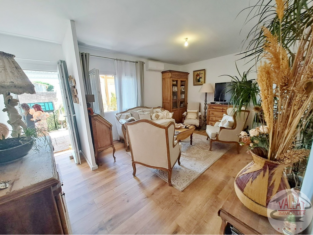 AGDE APPARTEMENT T3 AVEC GRANDE TERRASSE