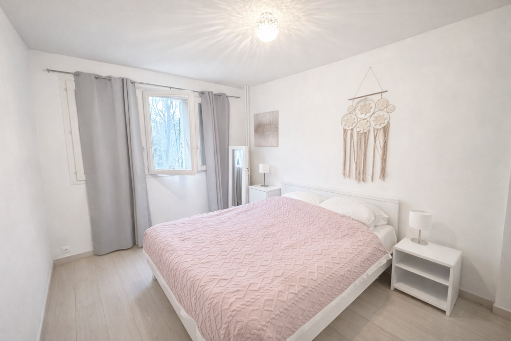 Vente Appartement T4 Traversant Proche Jardin des Plantes Grenoble