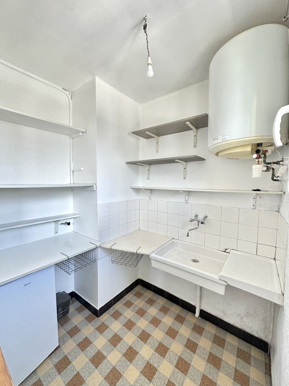 À VENDRE Studio lumineux avec vue dégagée Grenoble Caserne de Bonne