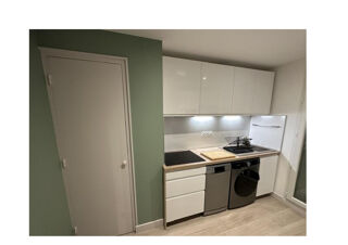  Appartement à louer 4 pièces 64 m²