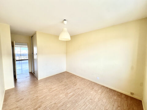  Appartement � louer 4 pi�ces 80 m�