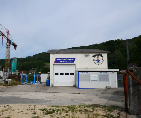 B&acirc;timent d'activit&eacute; &agrave; Nonglard 1591 74330 Nonglard
