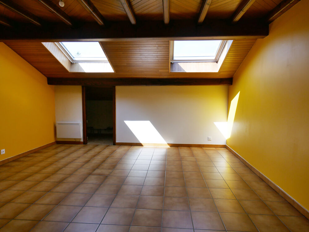 Grand appartement T2 dans le centre de Frangy