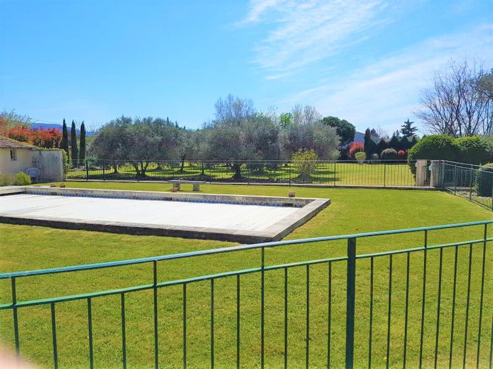 à vendre  Maison Cheval-Blanc (84460)