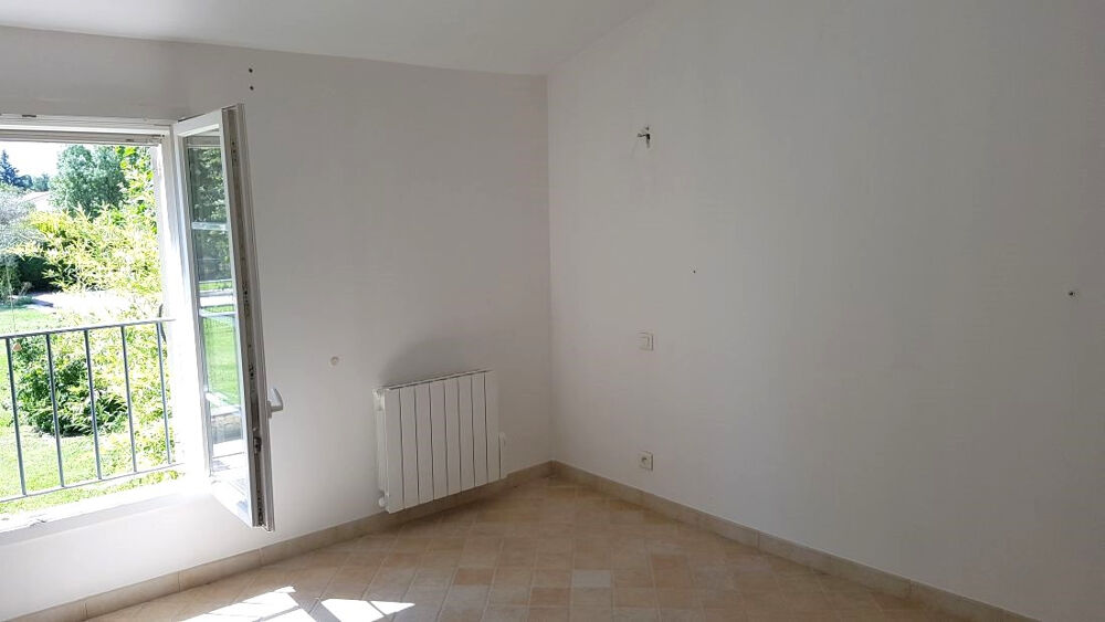 à vendre  Maison Cheval-Blanc (84460)