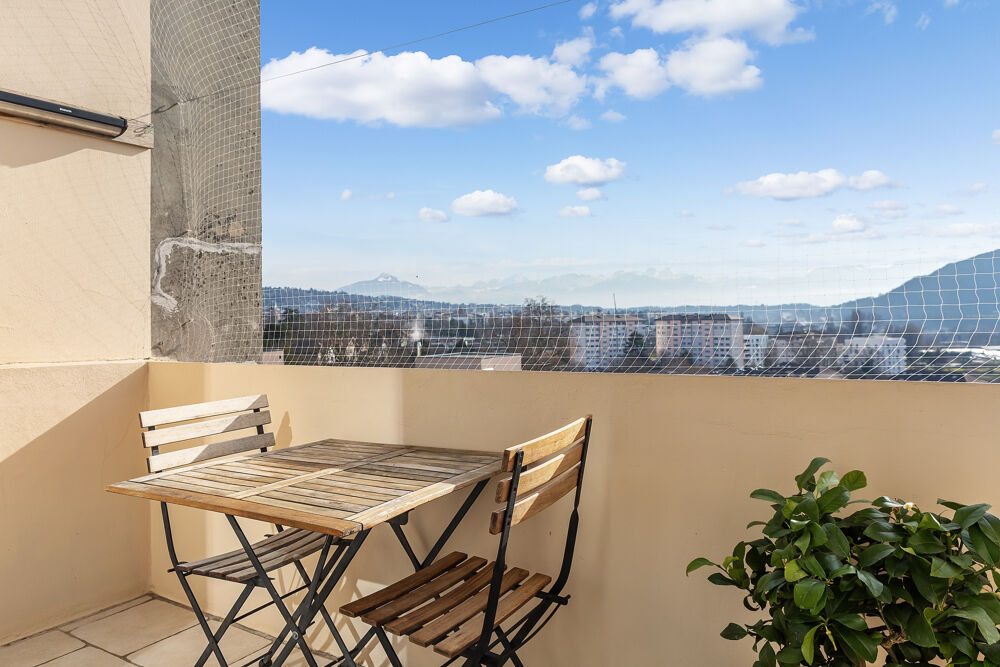 Vente Appartement Appartement 2 pièces de 50,55 m2 au pied du tram   Ambilly Ambilly
