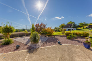  Propriété/château à vendre 7 pièces 267 m²