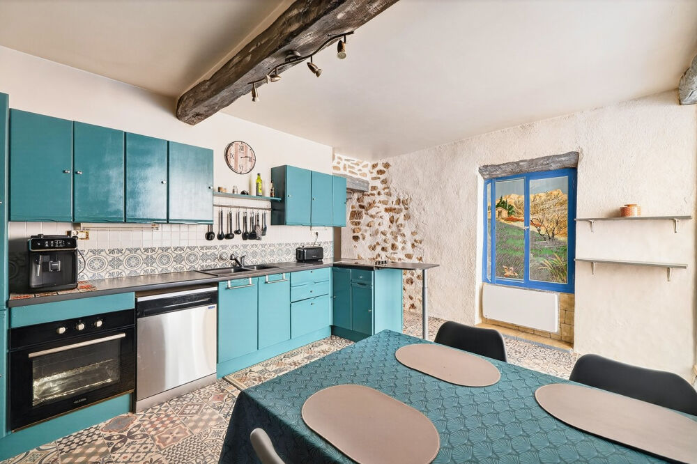 Maison de Ville - Buis les Baronnies - 5 pièces - 4 Chambres - 140 m2 - Terrasse