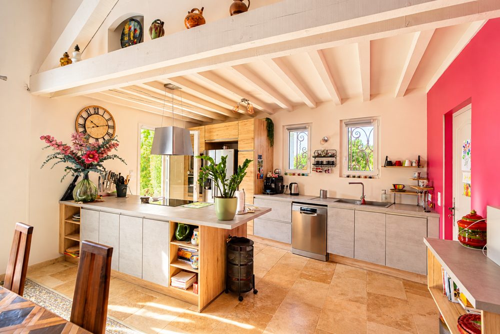 Vente Maison Valréas - Maison Plain-pied 110m2 - 4 Pièces - Terrain  598m2 Valreas