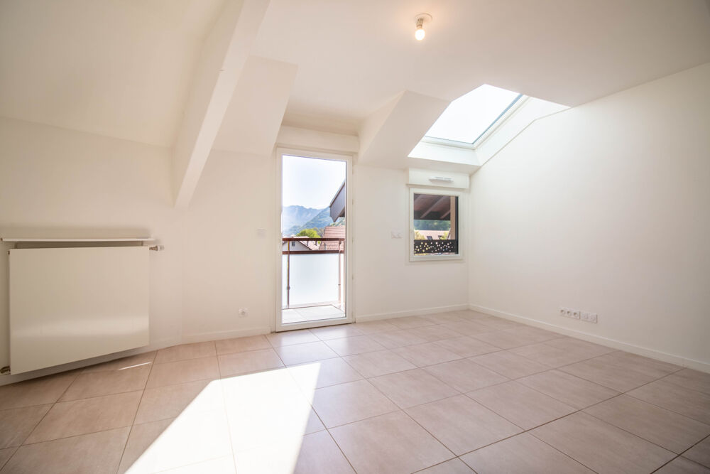 Vente Appartement Appartement Type 2 avec Balcon-Terrasse Faverges seythenex
