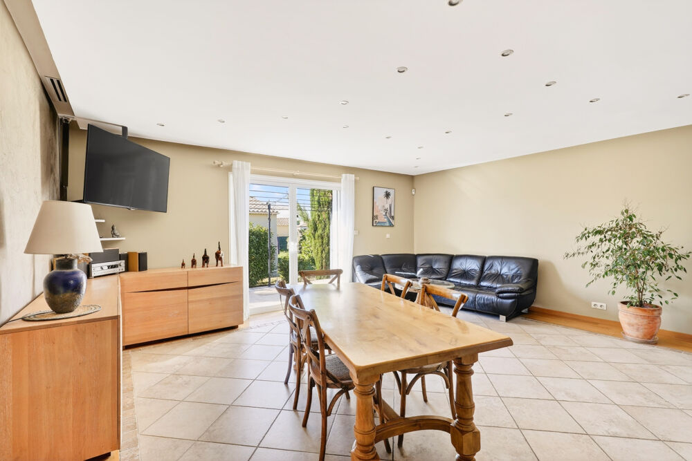 Maison - Orange - 4 pièces - 94.10 m2 - Terrain 608m2