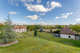  Propriété/château à vendre 7 pièces 267 m²