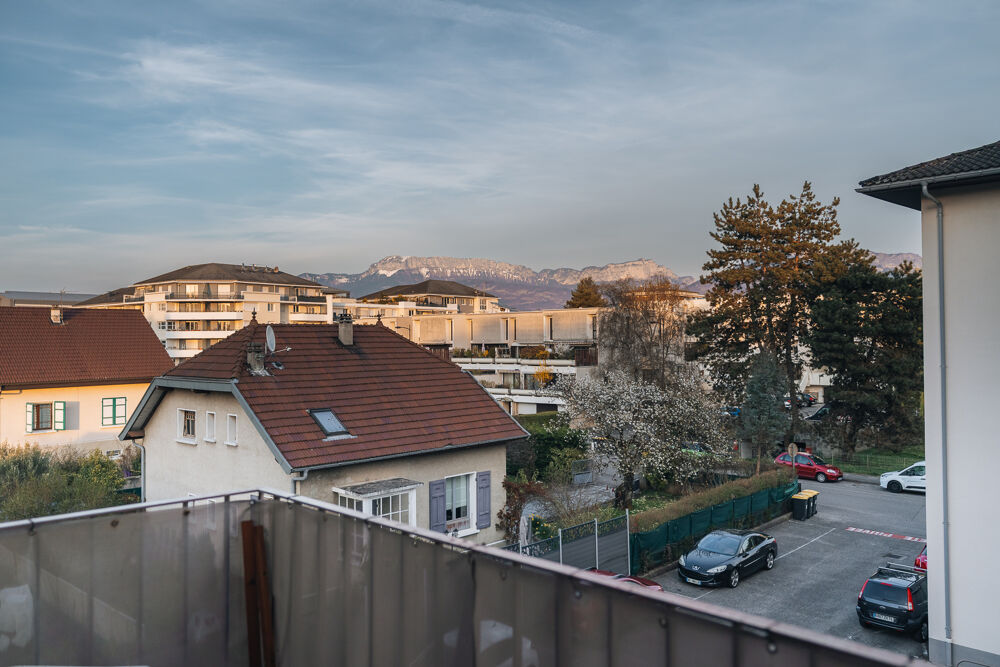 Appartement T4 de 68.50m2 à rafraîchir - 2 balcons - 1 cave