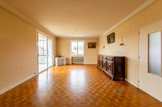 Vente Maison Maison 5 pièces 118 m2   Sous-sol complet   Terrain 1 155 m2 St sylvestre sur lot