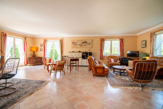 Vente Propriété/Château Villa avec piscine type 7 de 190 m2 Yvoire