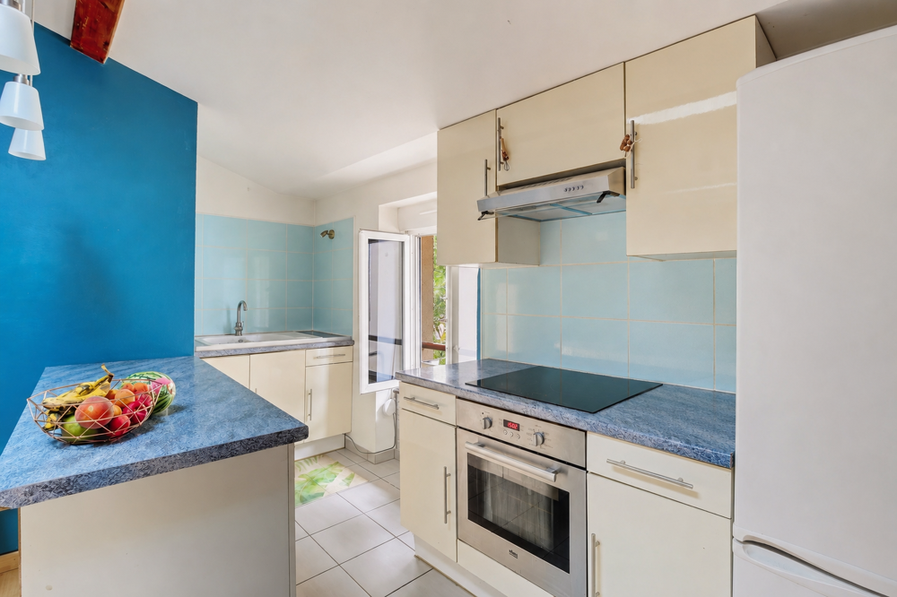 Vente Appartement Appartement 3 pièces, 62 m2   2 places de stationnement - Dernier étage Bourgoin jallieu