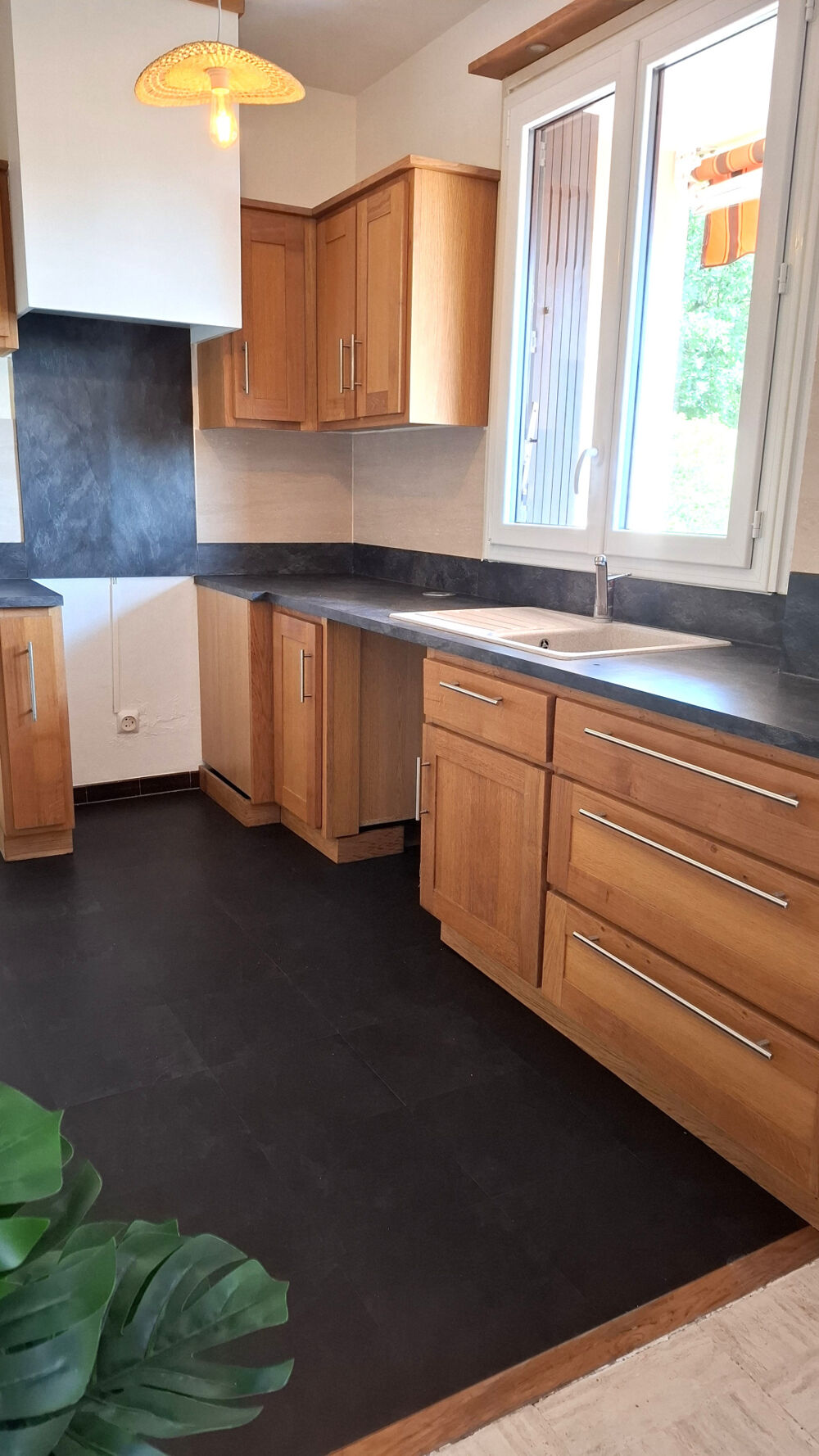 Vente Appartement A vendre entre particuliers appartement de Type 3 de 61 m2 à Six-Four-Les-Plages 83140 Six fours les plages