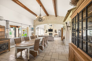  Propriété/château à vendre 8 pièces 250 m²