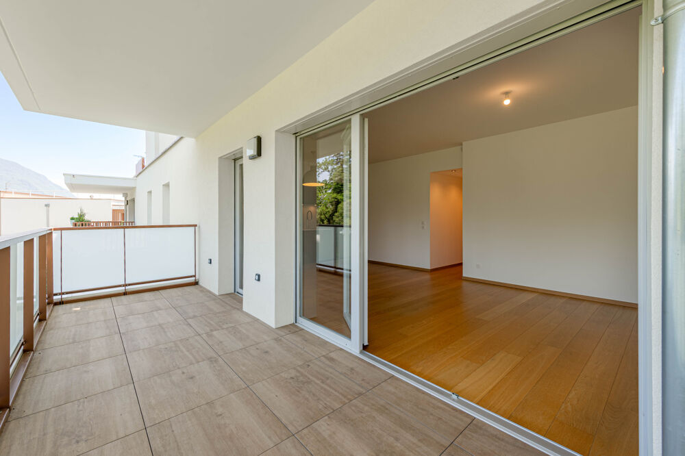 Appartement T3 de 63 m2 avec balcon de 12 m2 - Cave - Possibilité garage double