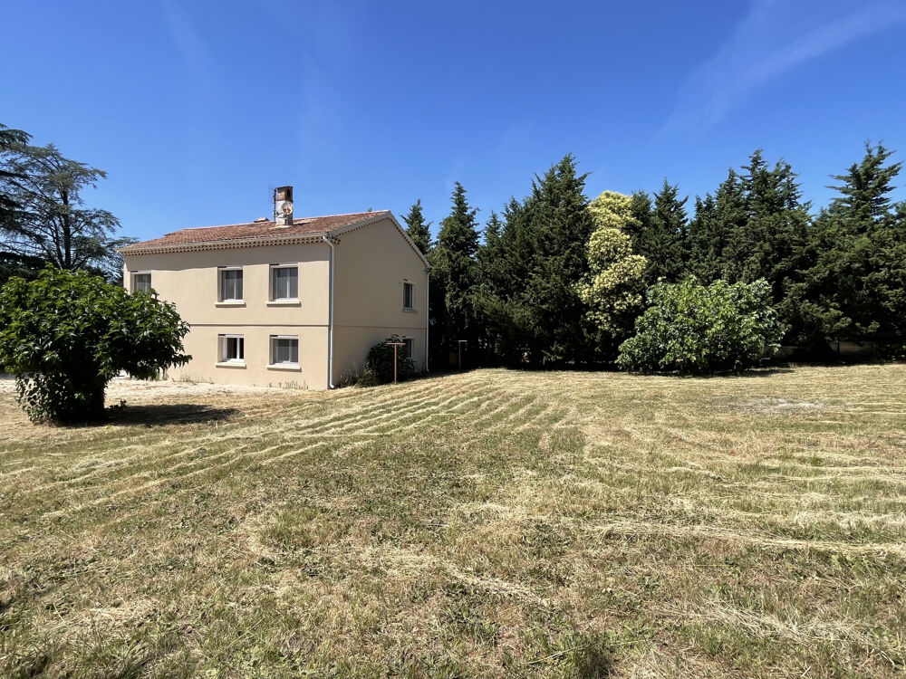A Vendre entre Particuliers - Villa - Saint Paul Trois Châteaux - 5 Pièces - Terrain 2870m2 et 3595m2 de forêt
