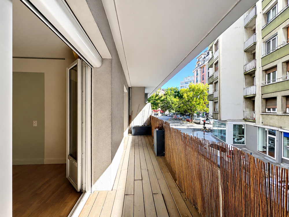 Vente Appartement Appartement de Type 3 de 93 m2 avec balcon de 9 m2, loggia et cave Grenoble