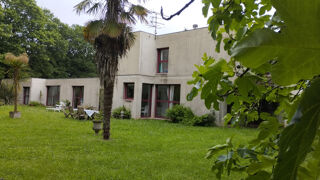  Maison � vendre 9 pi�ces 252 m�