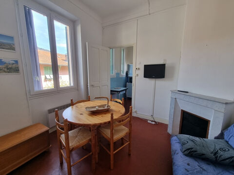 Appartement 2 pièces au 1er étage au centre du village 450 Roquebillire (06450)