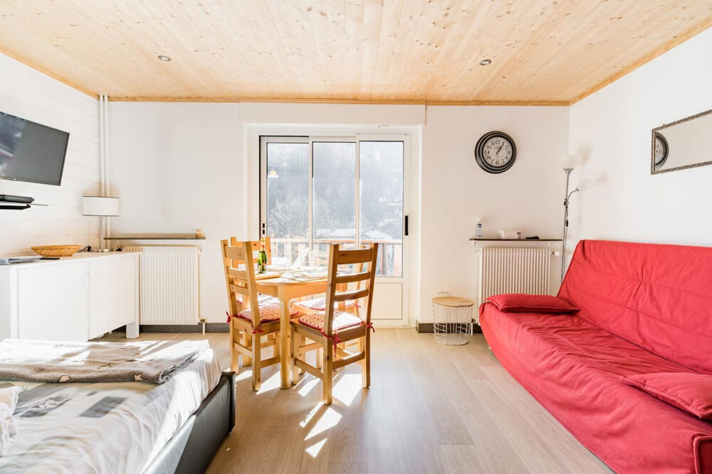 Vente Appartement Studio 28 m2 plein sud avec terrasse Brides les bains
