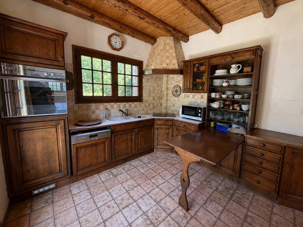 Maison 6 pièces avec terrain de 2748 m2