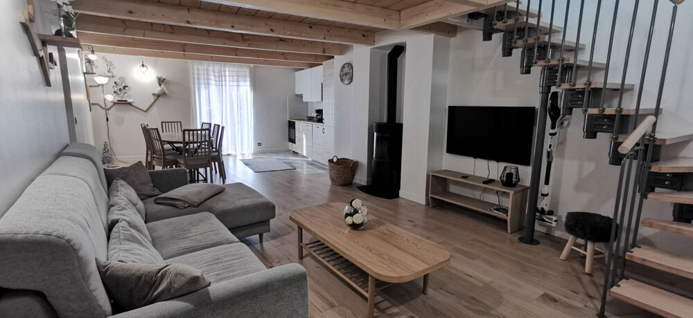 2 appartements dans maison - 8 pièces - 200 m2