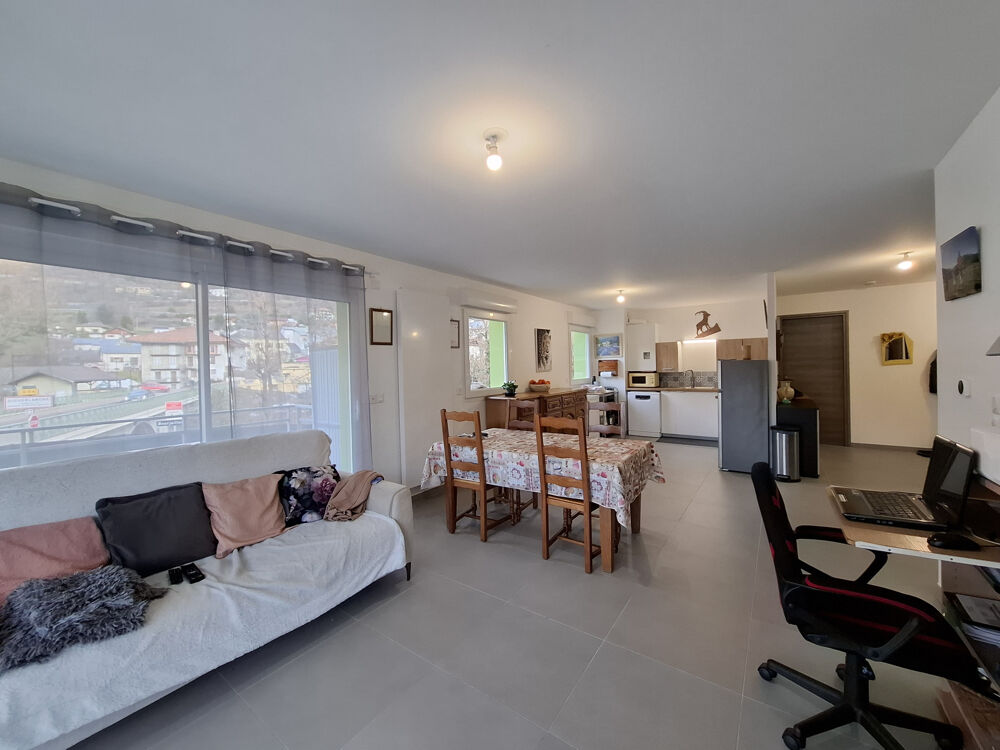 Vente Appartement Appartement 3 pièces 79m2 au centre d'Aigueblanche Grand aigueblanche