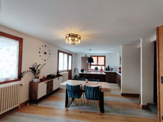  Maison à vendre 4 pièces 234 m²