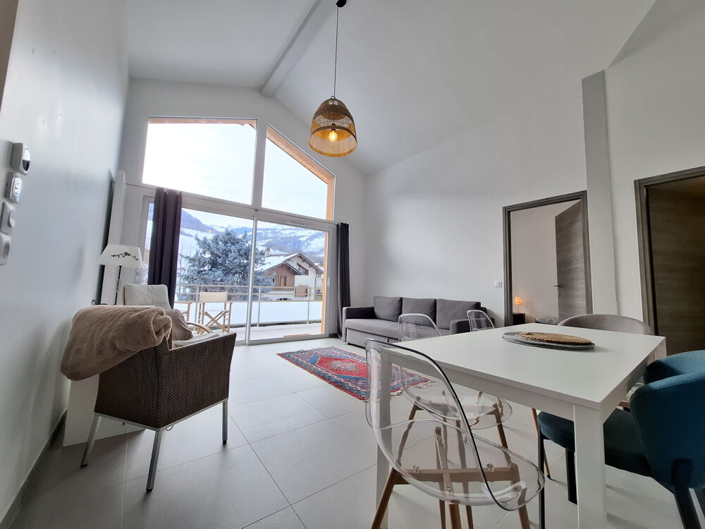 Vente Appartement Appartement de type 3 de 60 m2 avec terrasse Grand aigueblanche