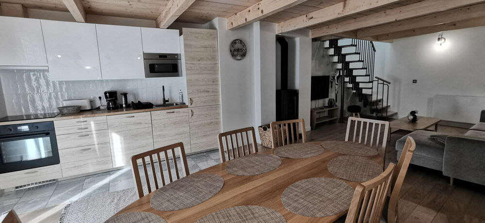 2 appartements dans maison - 8 pièces - 200 m2