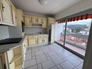  Appartement à vendre 4 pièces 77 m²