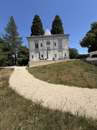 Vente Maison BELLE MAISON DE MAÎTRE, 208 M2 HAB., À MARLHES DANS LE PILAT (42),  PARC DE 2 995 M2 PLAT, CLOS, ARBORÉ, CONST Marlhes