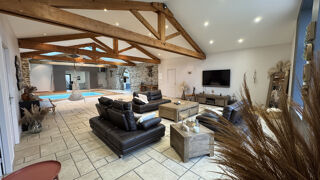  Maison � vendre 9 pi�ces 367 m�
