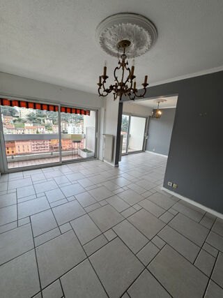  Appartement � vendre 4 pi�ces 77 m�