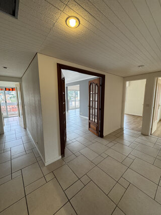  Appartement � vendre 4 pi�ces 77 m�