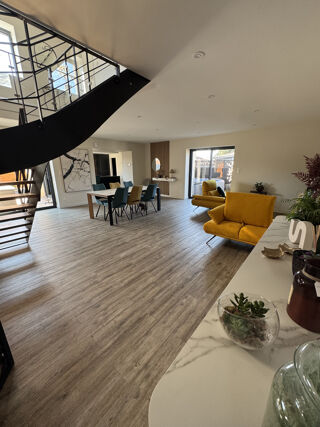  Maison � vendre 7 pi�ces 207 m�