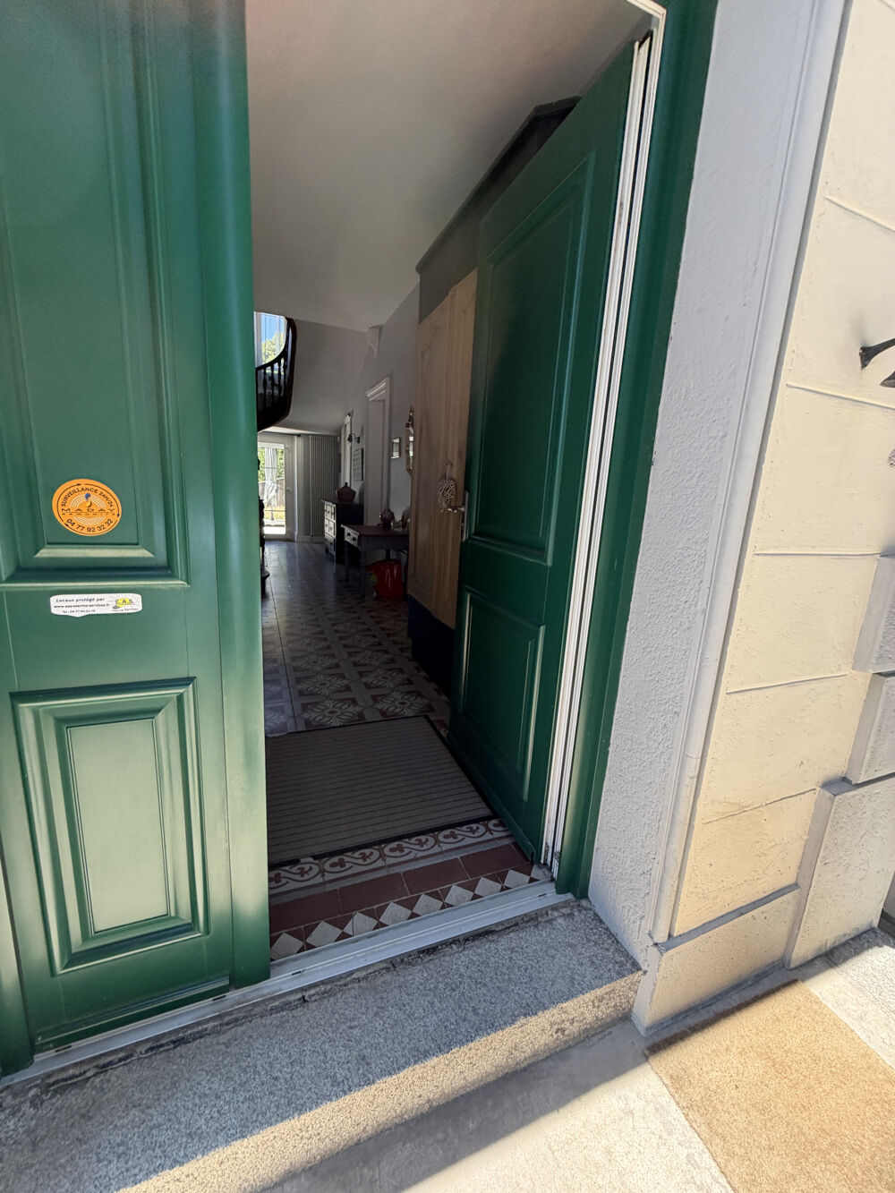Vente Maison BELLE MAISON DE MAÎTRE, 208 M2 HAB., À MARLHES DANS LE PILAT (42),  PARC DE 2 995 M2 PLAT, CLOS, ARBORÉ, CONST Marlhes