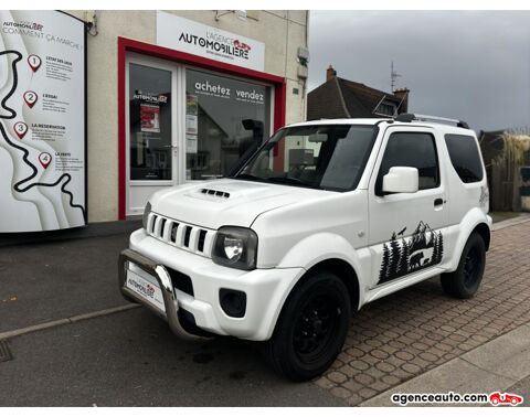 Suzuki Jimny 1.3 i 16V 4x4 85 ch / Si&egrave;ges chauffants / 4WD 2015 occasion Sainte-Marguerite 88100