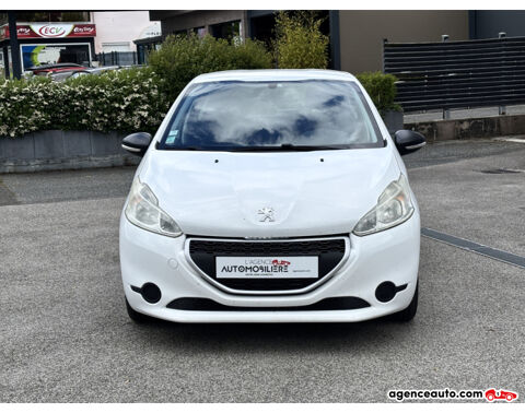 Peugeot 208 1.6 e - HDI 92 ch Pack CD CLIM - TVA RECUPERABLE 2012 occasion Audincourt 25400