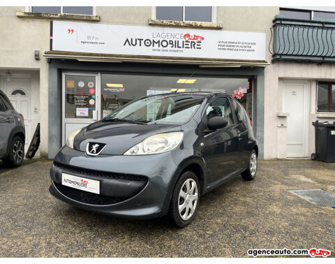 Peugeot 107 1.0 i 68cv Black & Silver Edition - Chaîne de distribution 2008 occasion Saint-Barthélemy-d'Anjou 49124