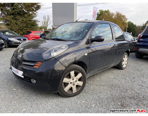 Nissan Micra 1.4i 16V 88cv Lolita Lempicka - Vente en l'état aux professi 2003 occasion Saint-Fargeau-Ponthierry 77310