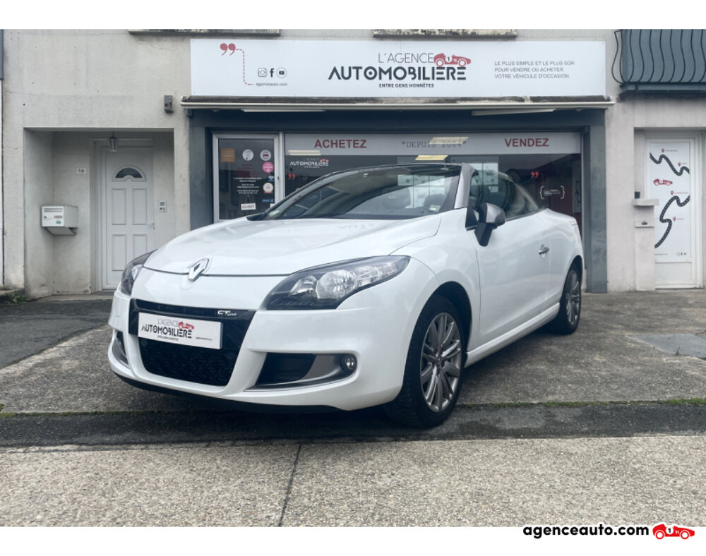 M&eacute;gane III Phase 2 Coup&eacute; Cabriolet 1.9 dCi 130cv GT Line - Suivi Co 2012 occasion 49124 Saint-Barth&eacute;lemy-d'Anjou