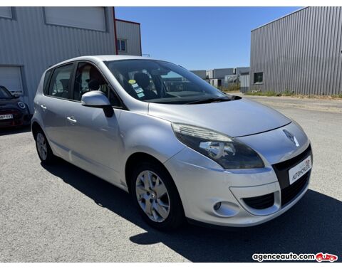 Sc&eacute;nic III 1.5 DCI 95 ECO2 EXPRESSION | 2NDE MAIN | SUIVI RENAULT 2 2011 occasion 44860 Pont-Saint-Martin